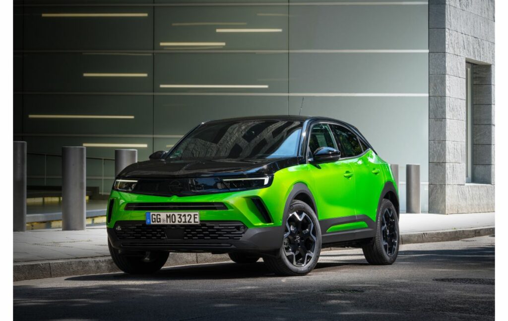 Stilvolle 2024 Opel Mokka Electric Ebenbild